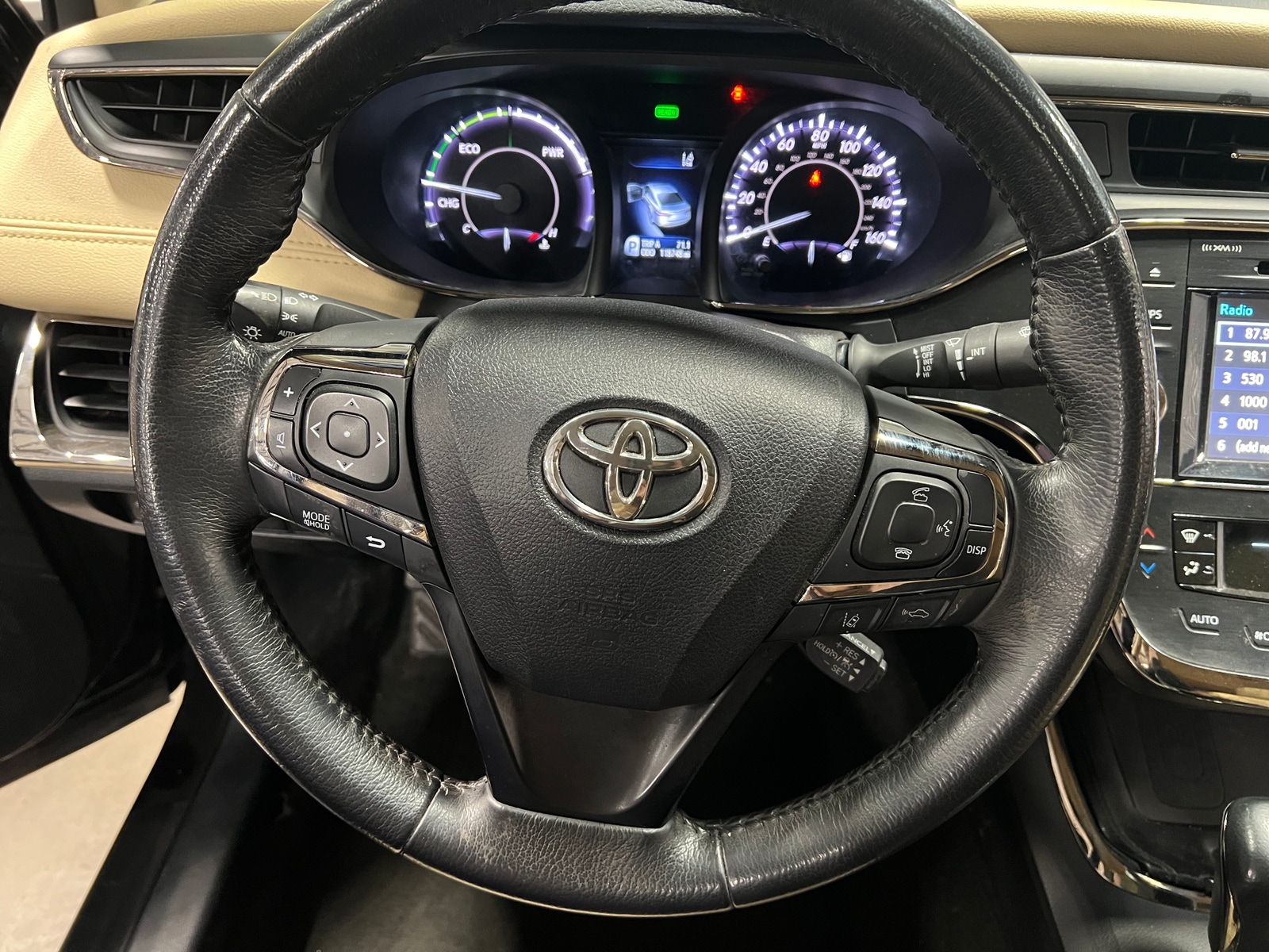 Thumbnail: 2018 Toyota Avalon - 4