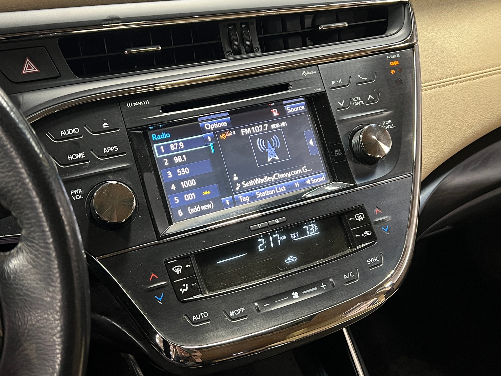 Thumbnail: 2018 Toyota Avalon - 3