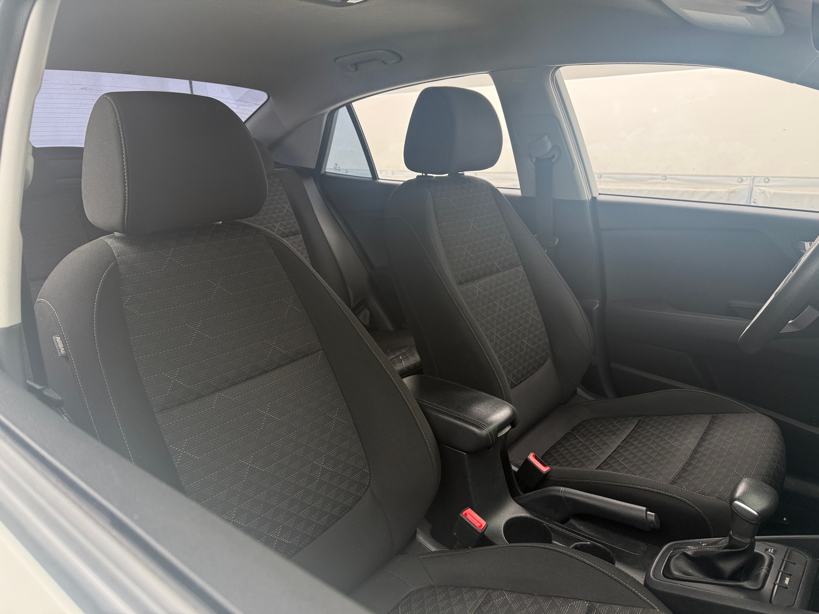 Thumbnail: 2021 Kia Rio - 2