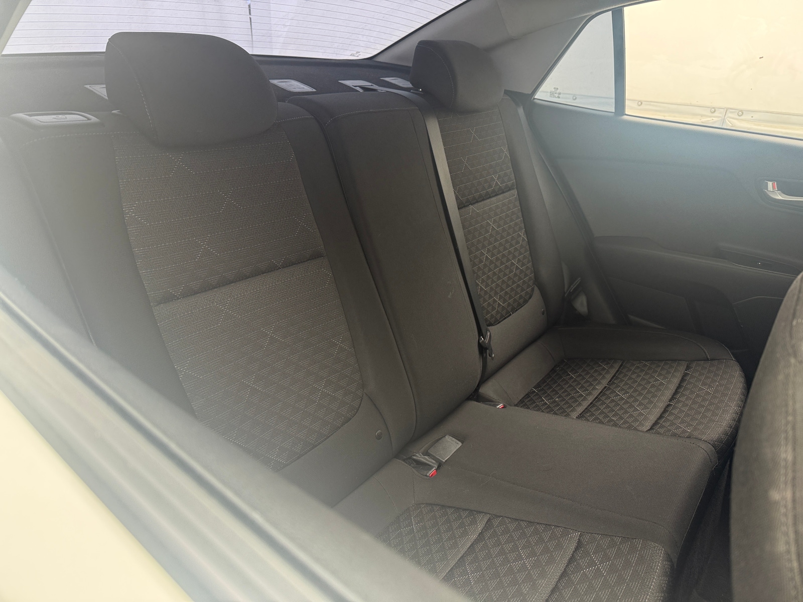 Thumbnail: 2021 Kia Rio - 6