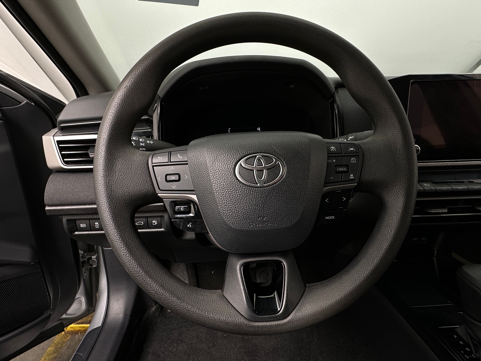 Thumbnail: 2025 Toyota Camry - 5