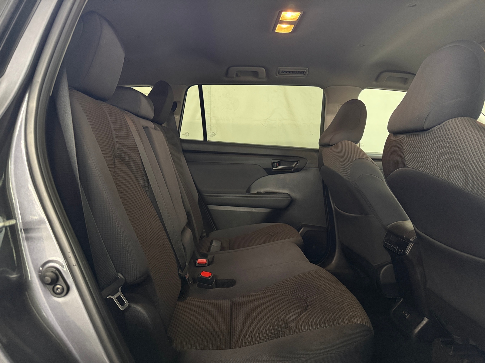 Thumbnail: 2024 Toyota Highlander - 6