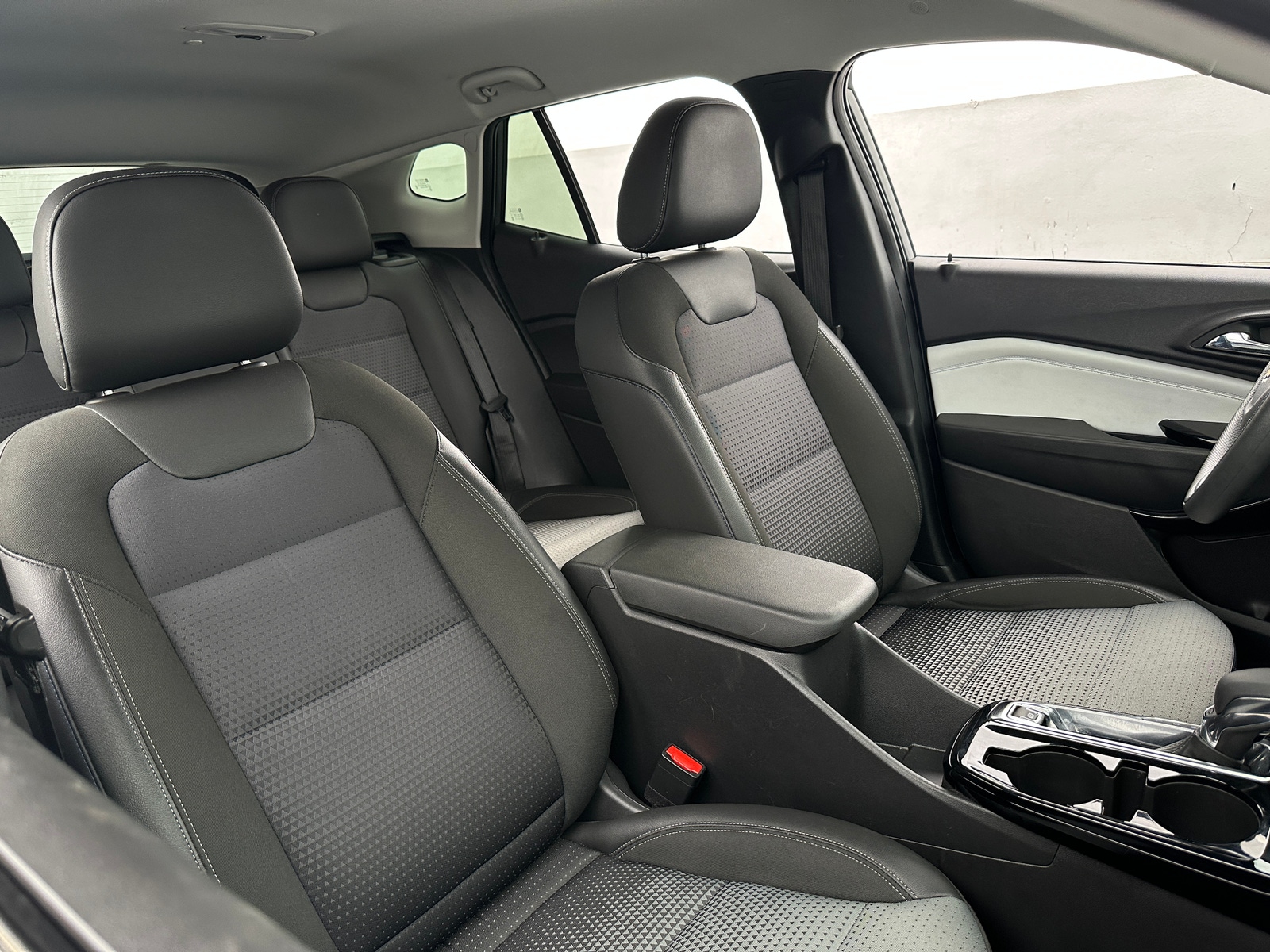 Thumbnail: 2025 Chevrolet Trax - 2