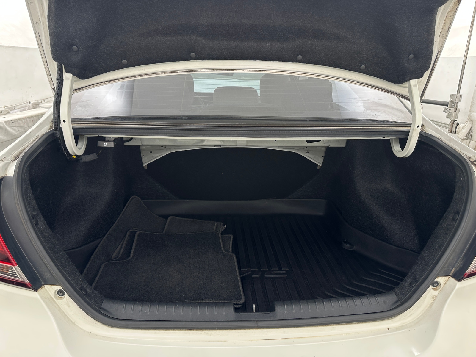 Thumbnail: 2013 Honda Civic - 7