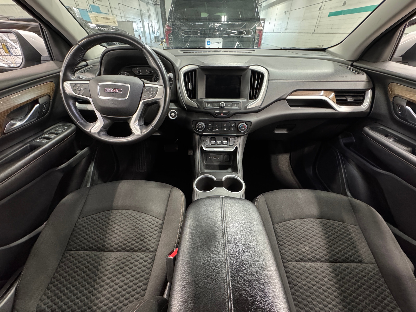 Thumbnail: 2018 GMC Terrain - 3