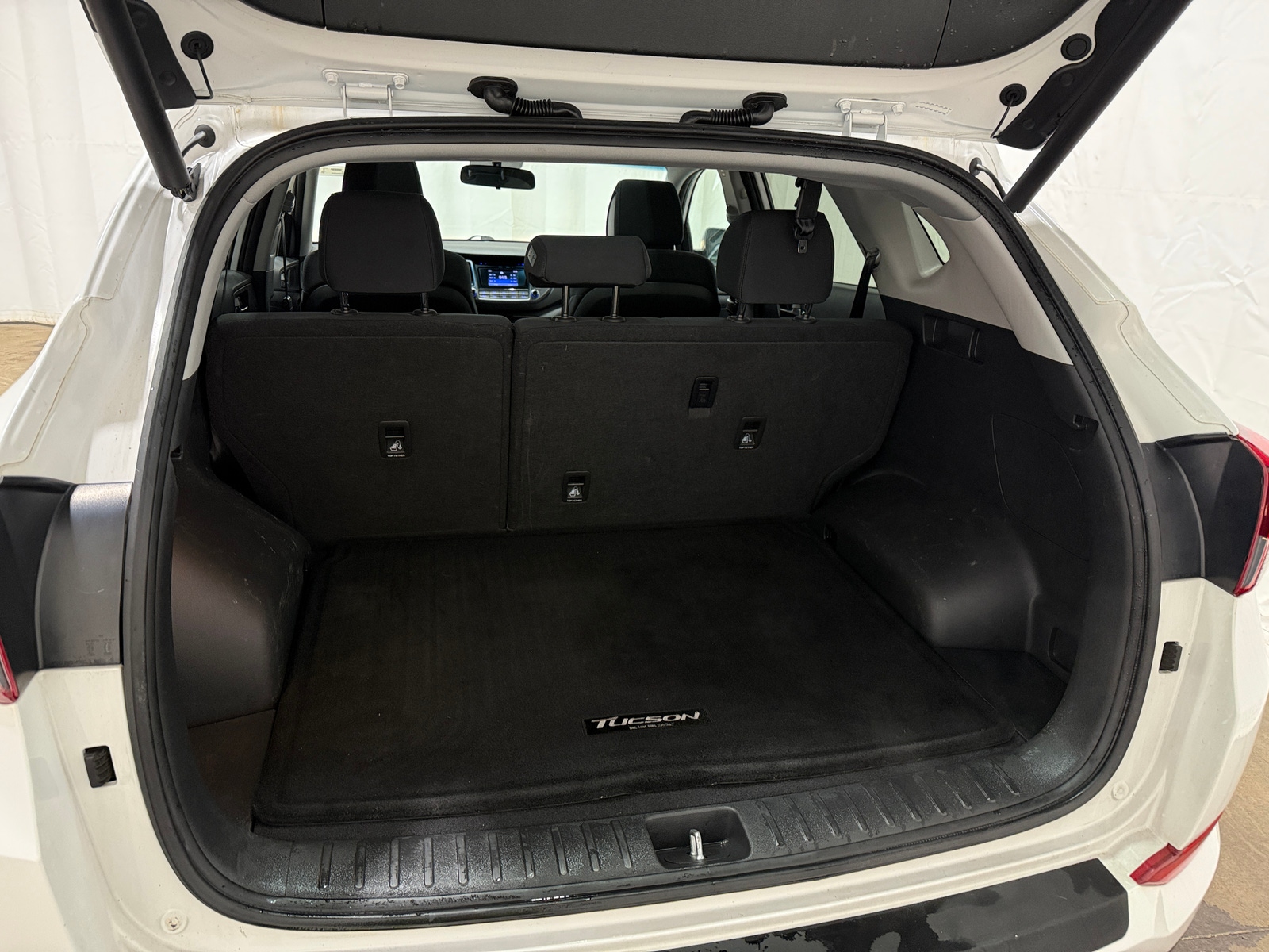 Thumbnail: 2017 Hyundai Tucson - 7