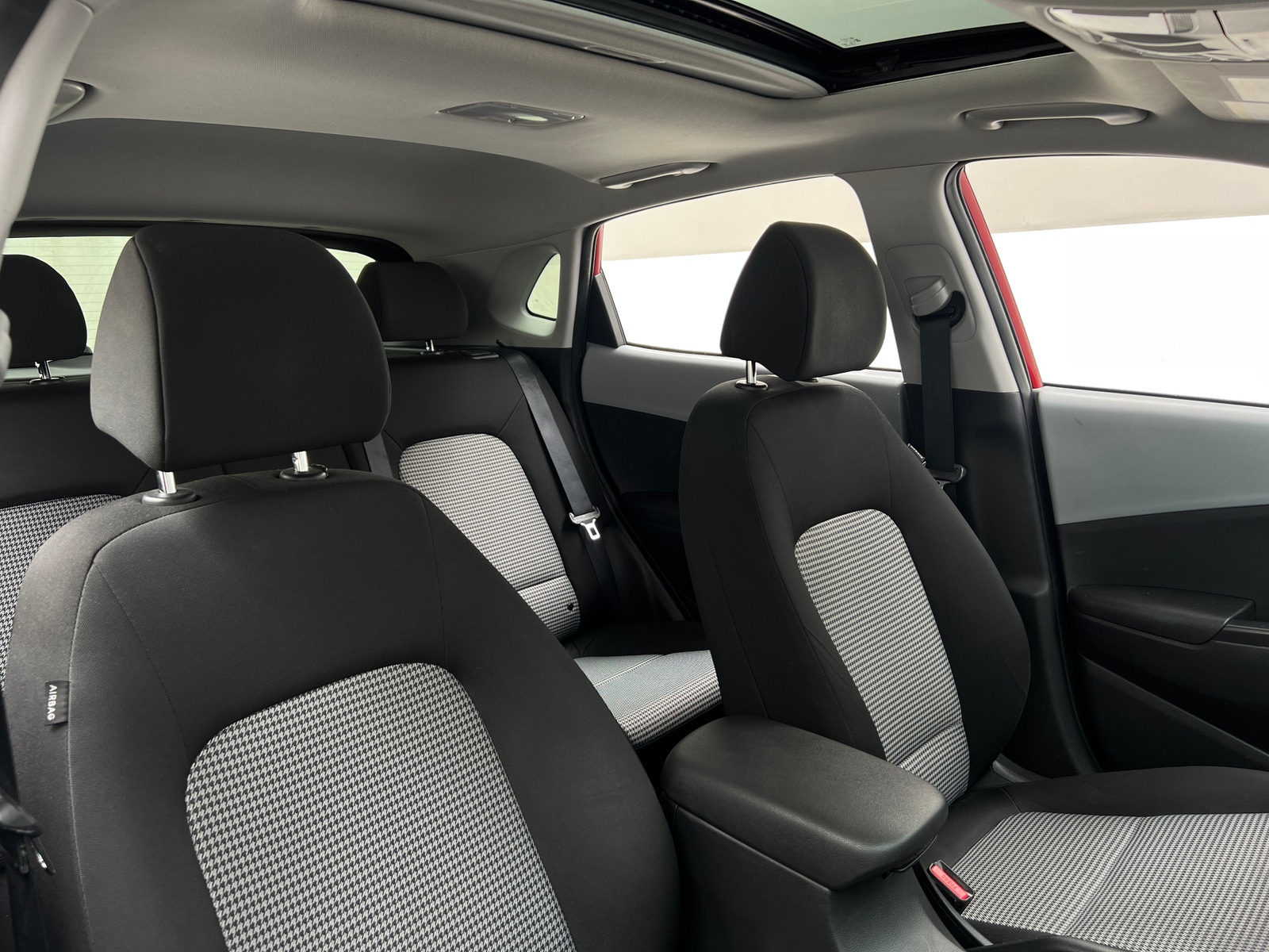 Thumbnail: 2019 Hyundai Kona - 2