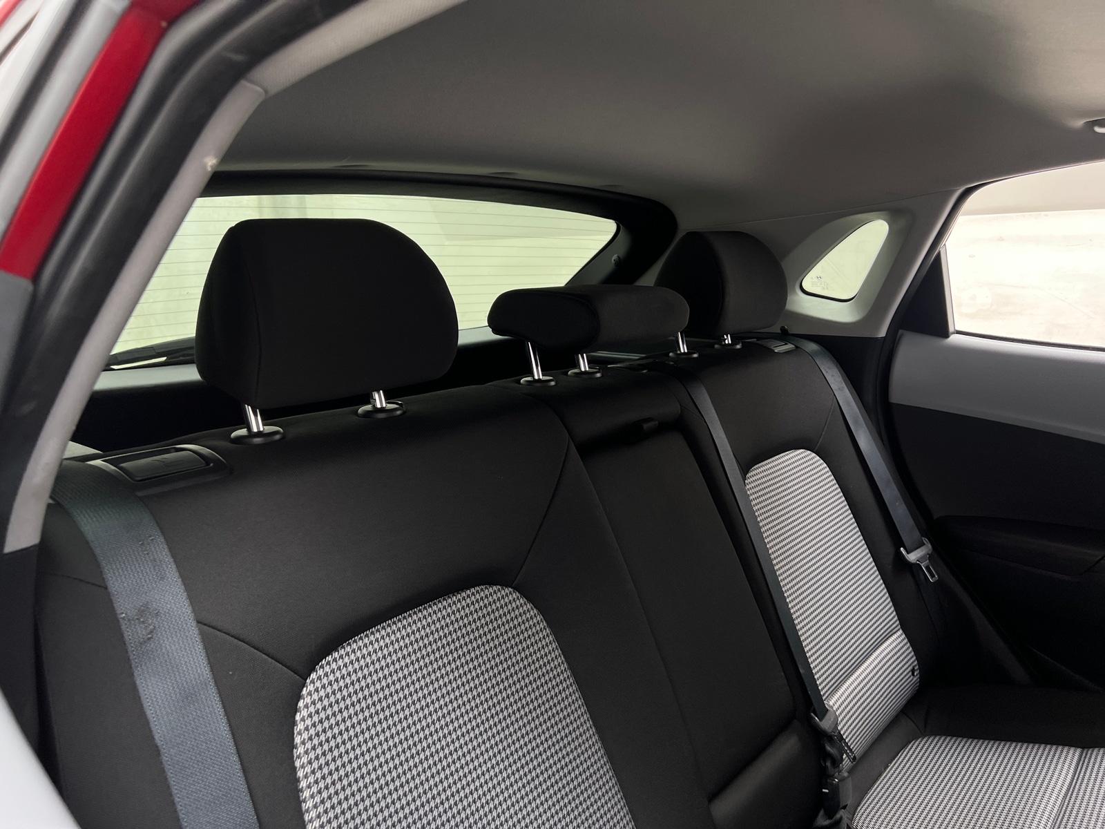 Thumbnail: 2019 Hyundai Kona - 6