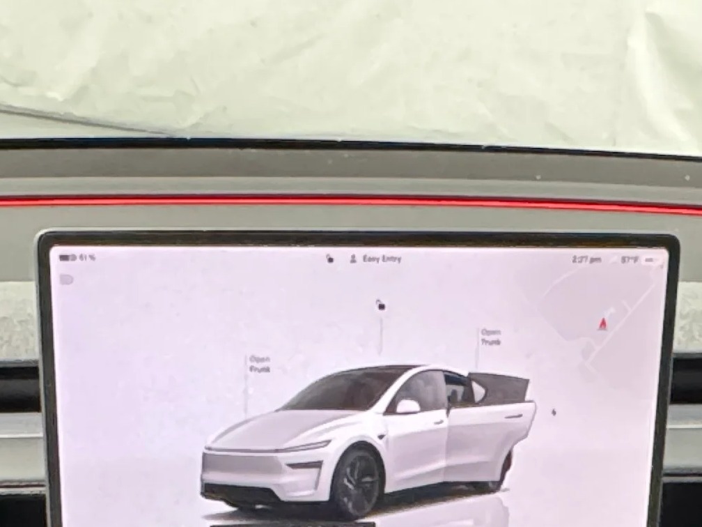 Thumbnail: 2026 Tesla Model Y - 3