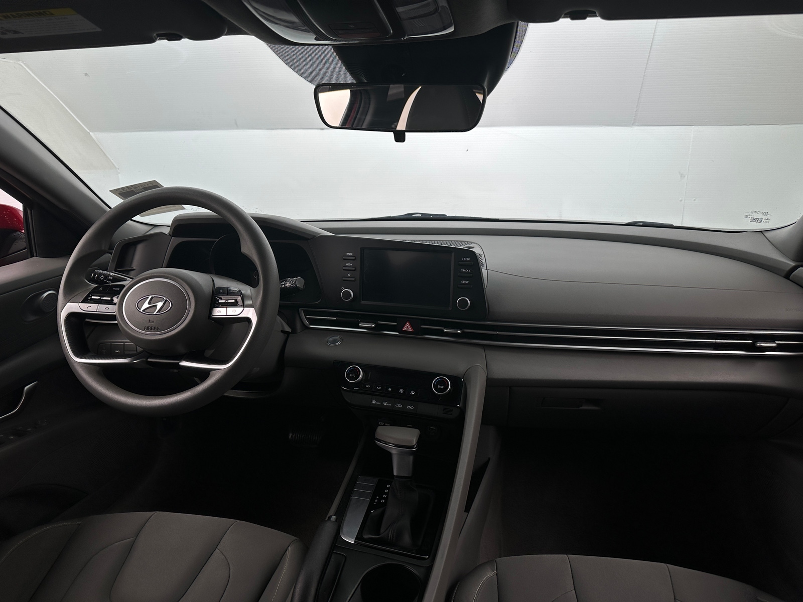 Thumbnail: 2023 Hyundai Elantra - 3