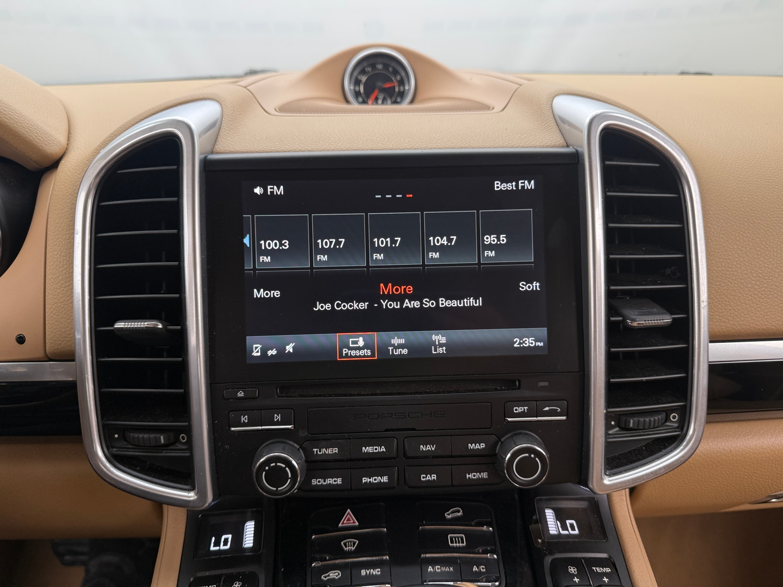 Thumbnail: 2017 Porsche Cayenne - 3