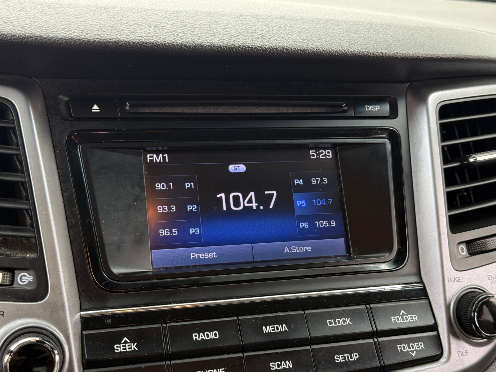 Thumbnail: 2018 Hyundai Tucson - 4