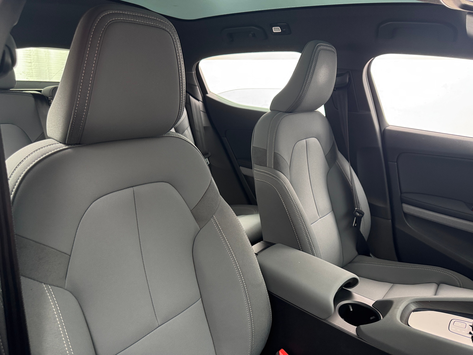 Thumbnail: 2021 Polestar 2 - 2