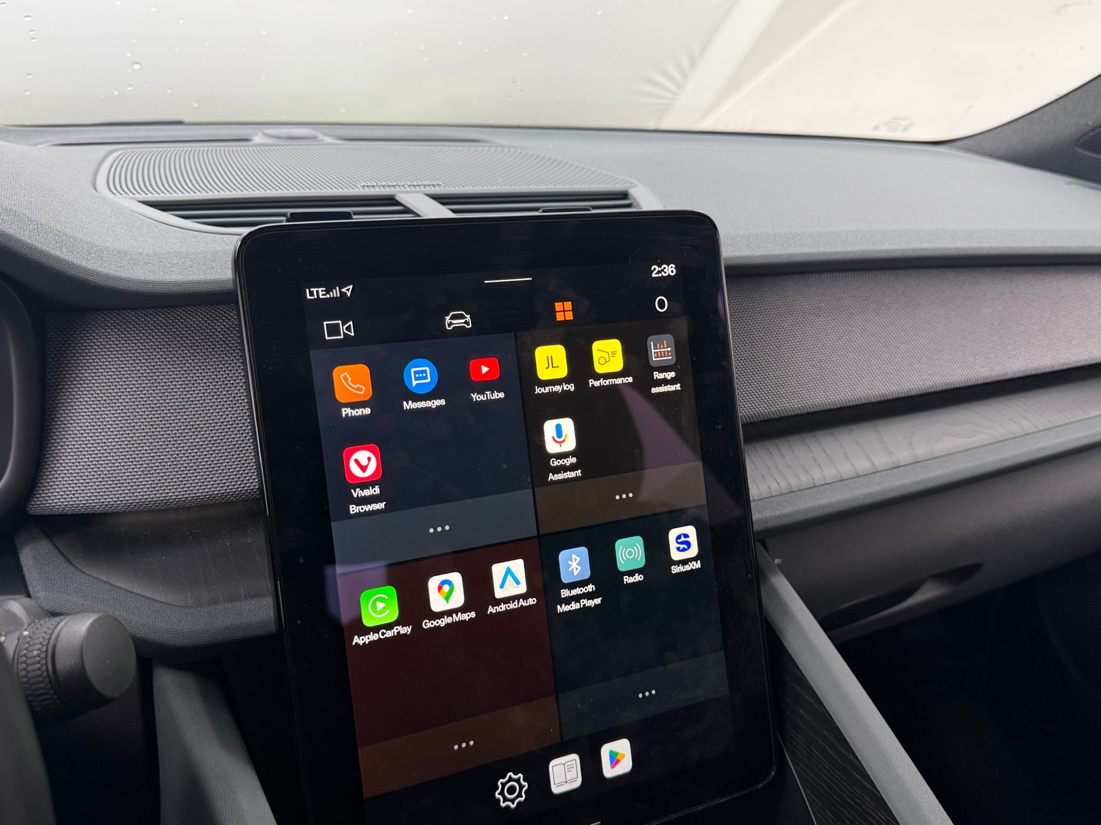 Thumbnail: 2021 Polestar 2 - 4