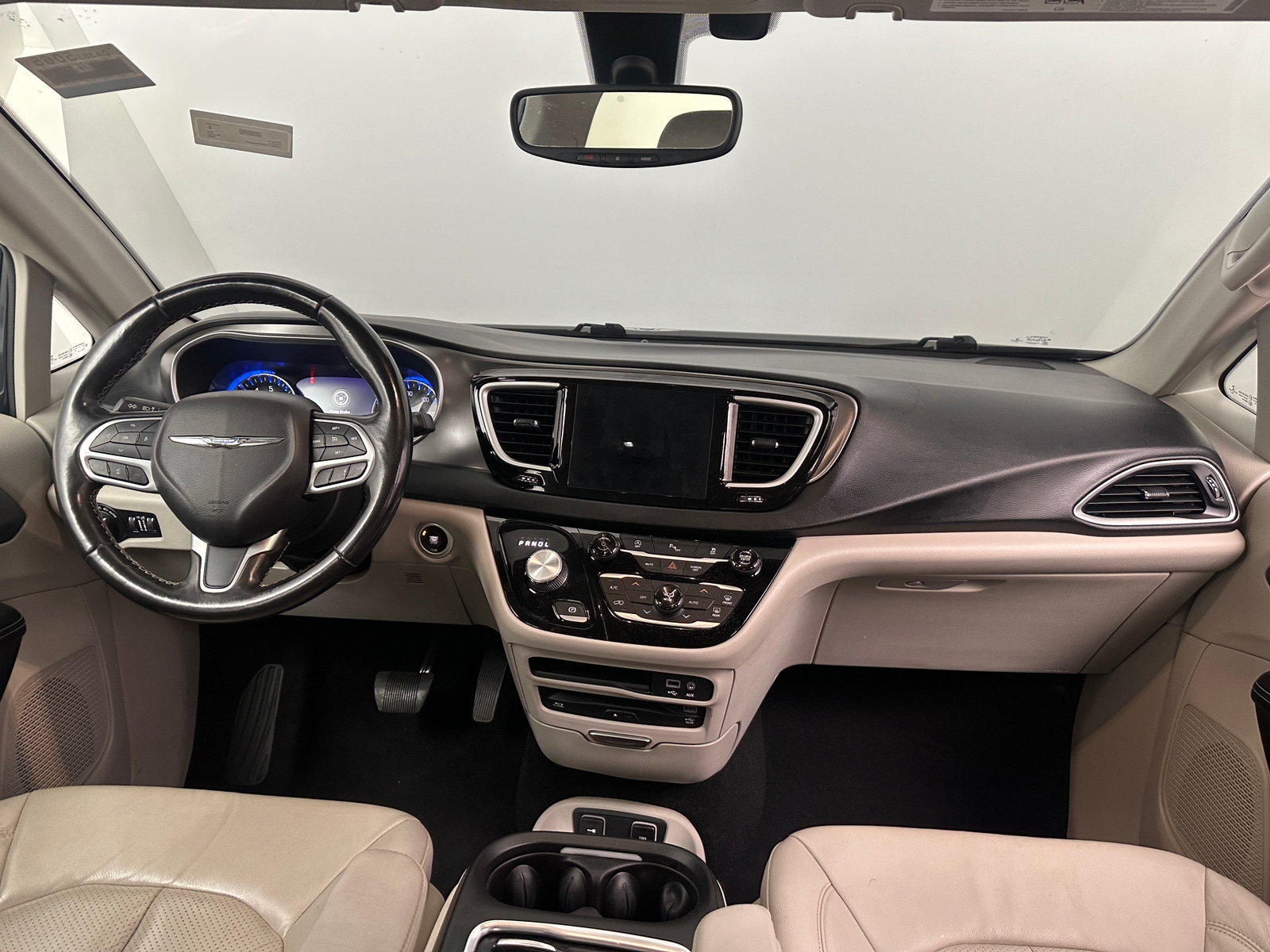 Thumbnail: 2020 Chrysler Pacifica - 2