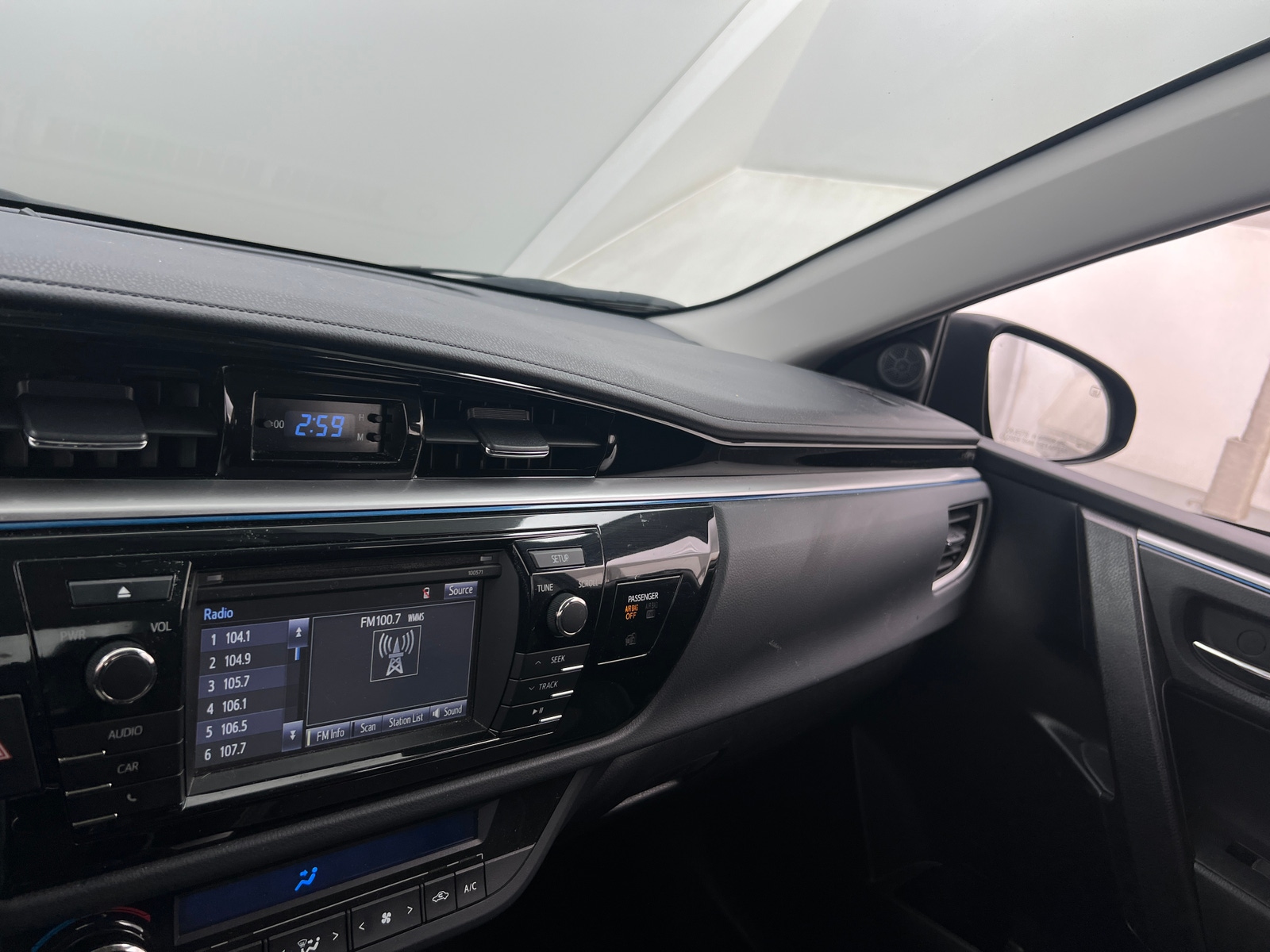 Thumbnail: 2016 Toyota Corolla - 4