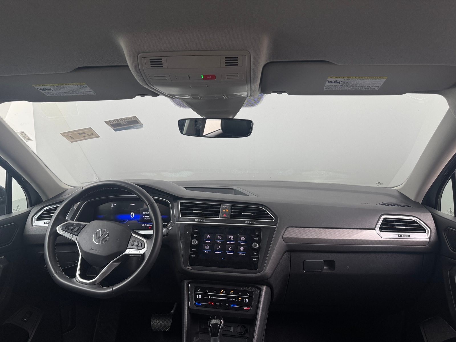 Thumbnail: 2024 Volkswagen Tiguan - 2