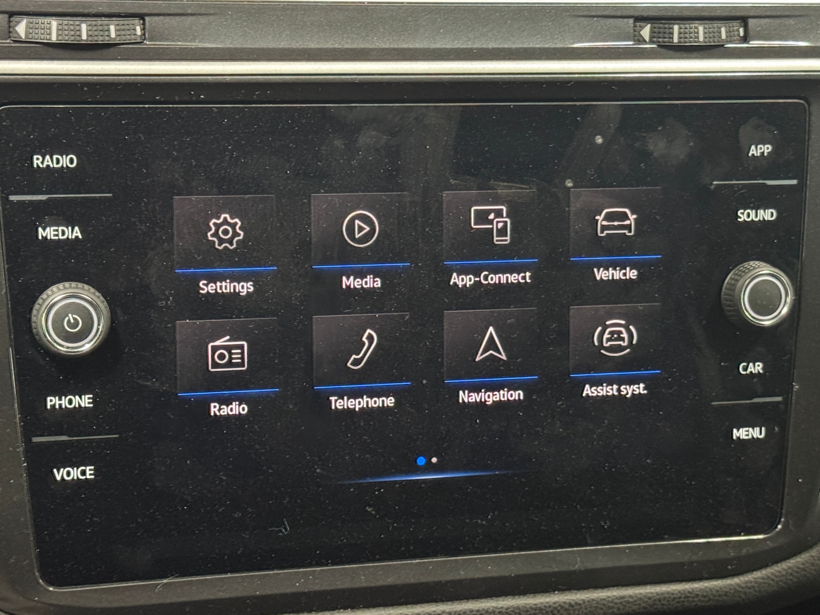 Thumbnail: 2024 Volkswagen Tiguan - 3