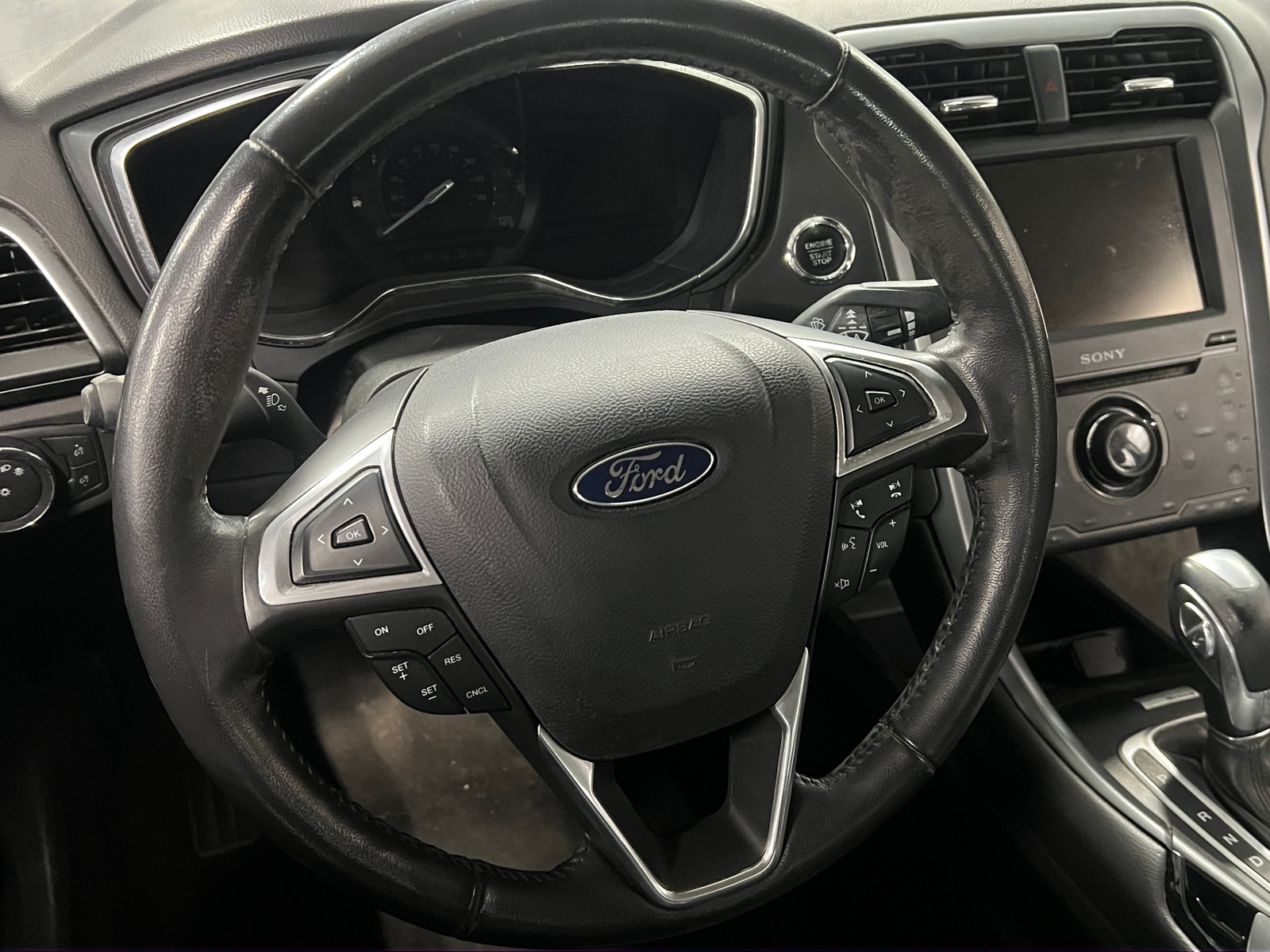 Thumbnail: 2013 Ford Fusion - 4