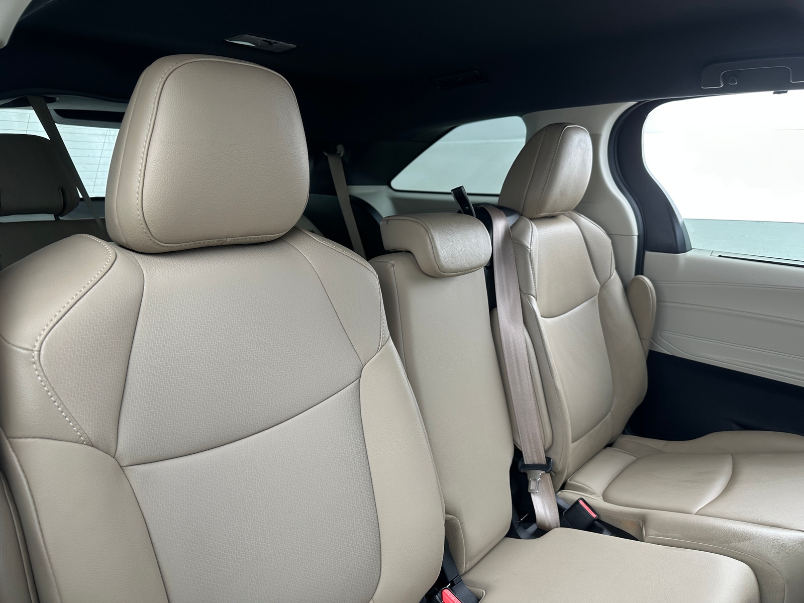 Thumbnail: 2021 Toyota Sienna - 5