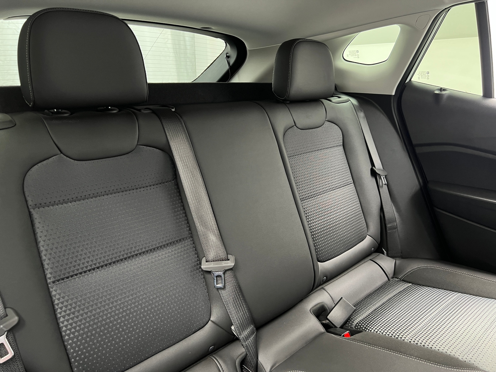 Thumbnail: 2025 Chevrolet Trax - 6