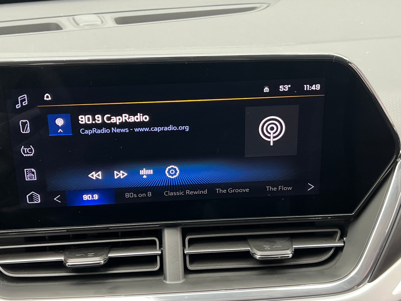 Thumbnail: 2025 Chevrolet Trax - 4