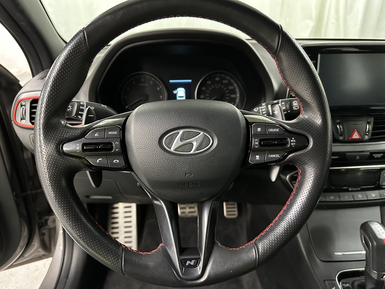 Thumbnail: 2020 Hyundai Elantra - 4