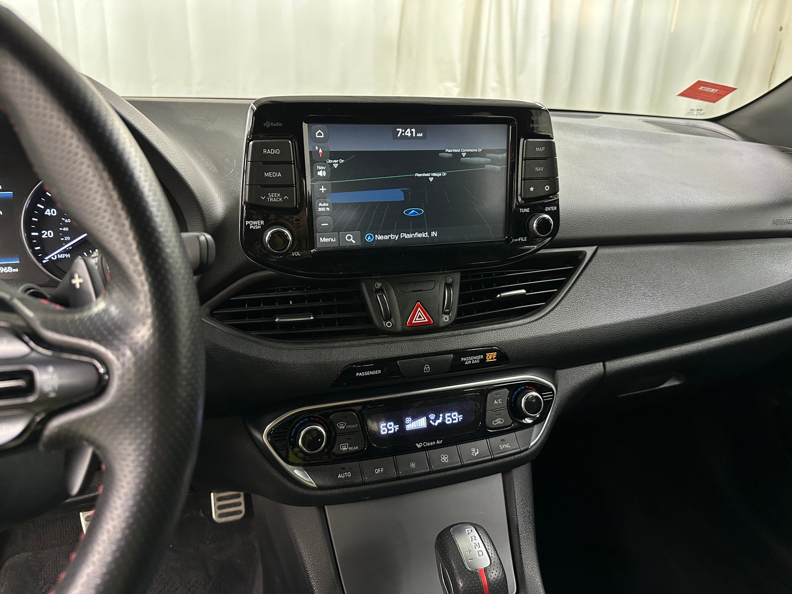 Thumbnail: 2020 Hyundai Elantra - 3