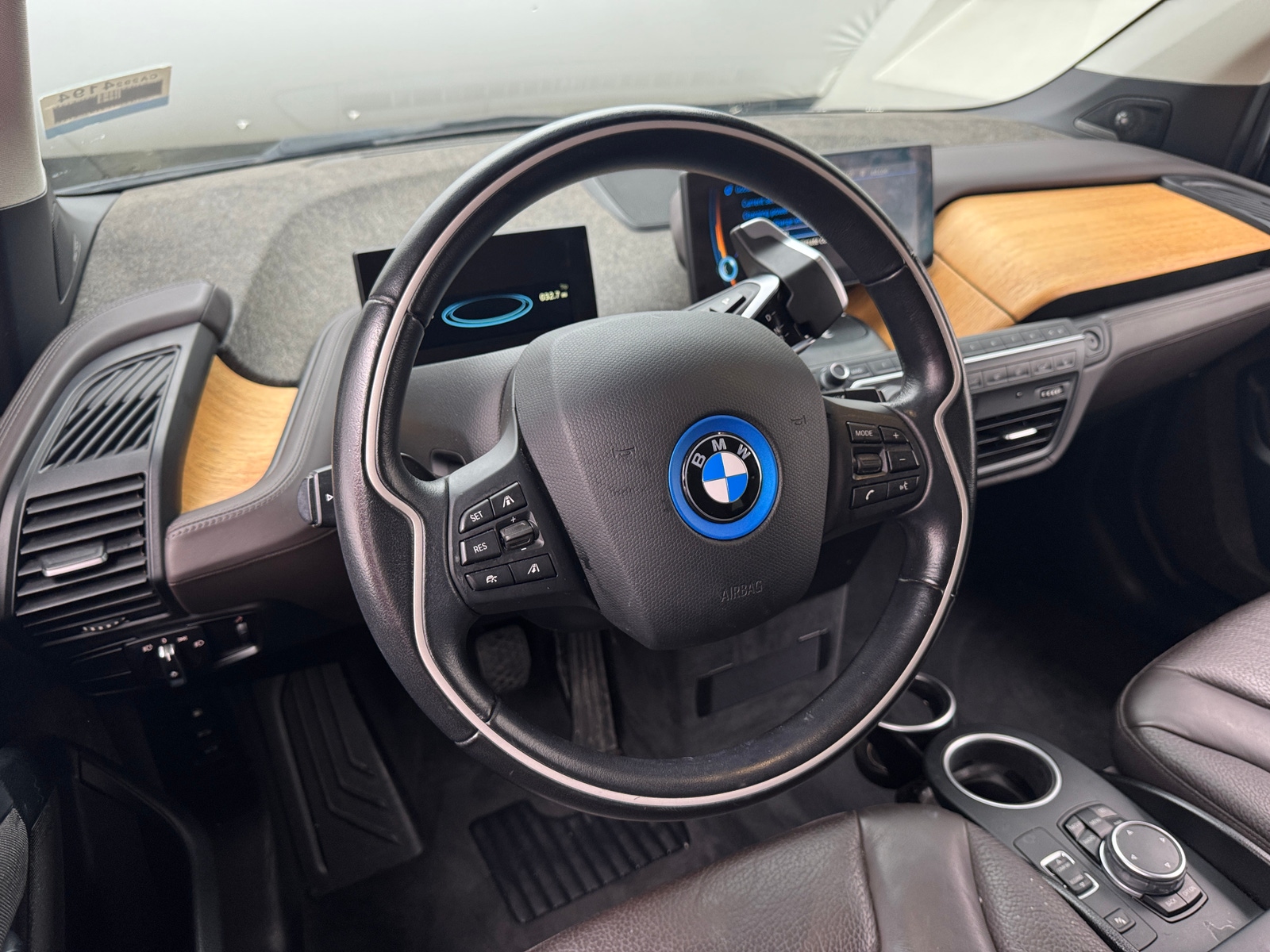 Thumbnail: 2015 BMW i3 - 4