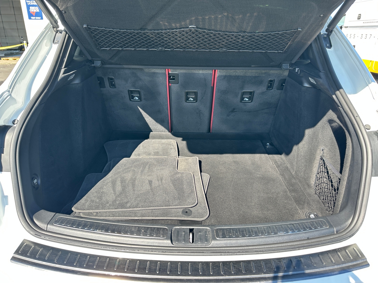 Thumbnail: 2018 Porsche Macan - 6