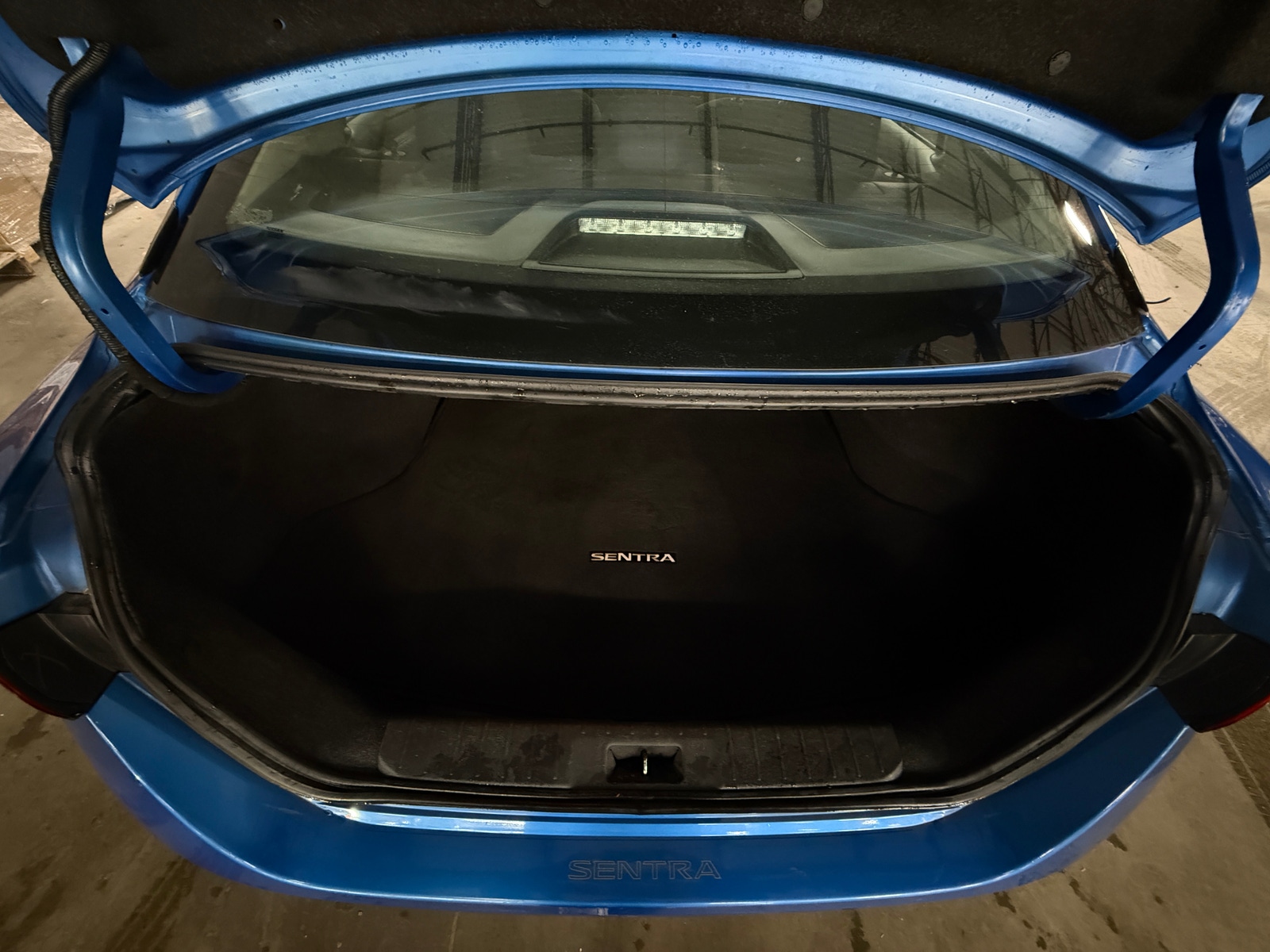 Thumbnail: 2021 Nissan Sentra - 7