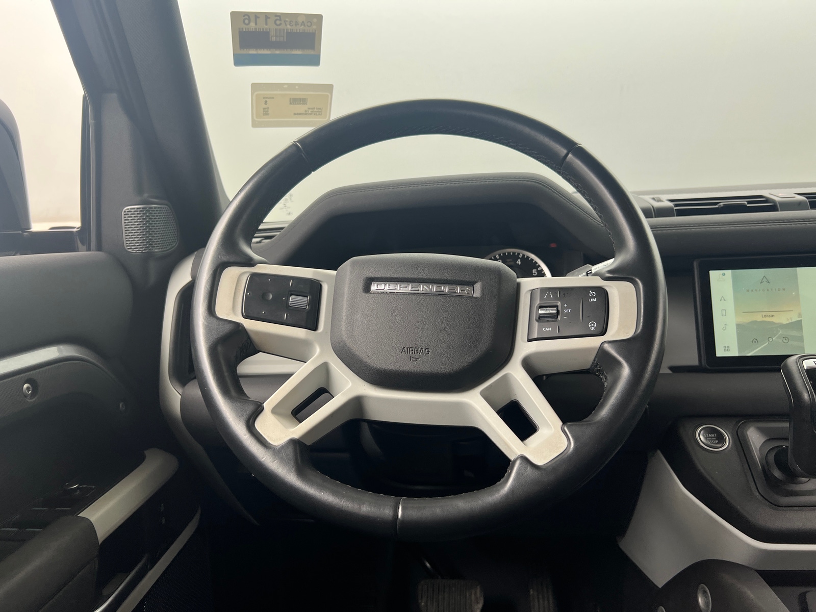 Thumbnail: 2022 Land Rover Defender - 5