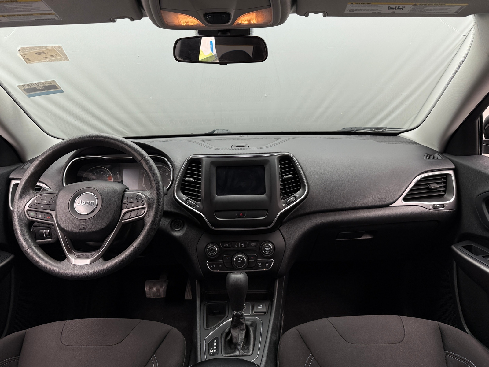 Thumbnail: 2019 Jeep Cherokee - 3