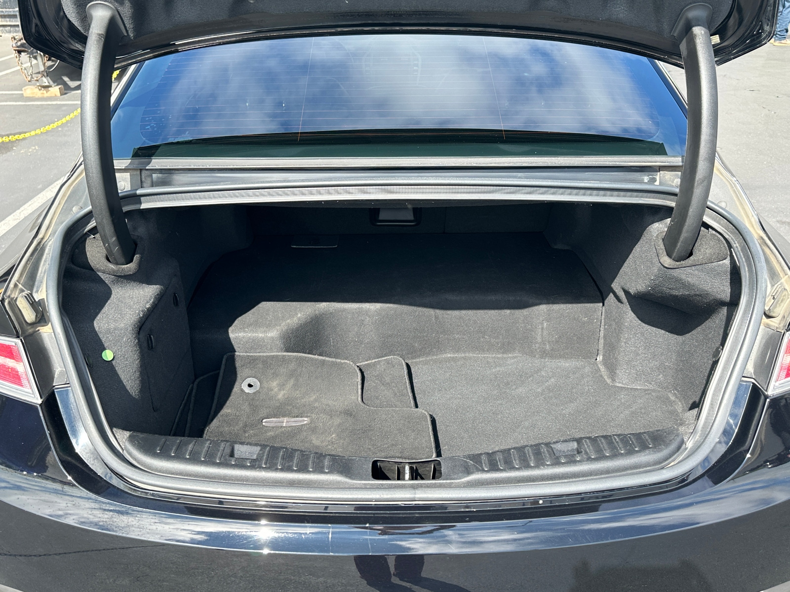 Thumbnail: 2017 Lincoln MKZ - 6