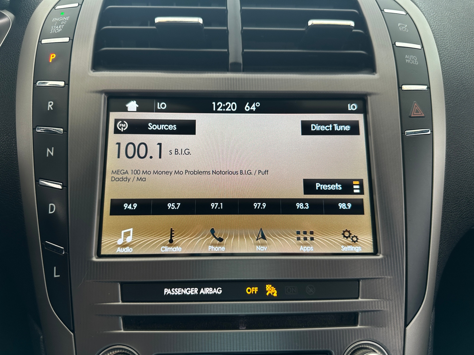 Thumbnail: 2017 Lincoln MKZ - 3