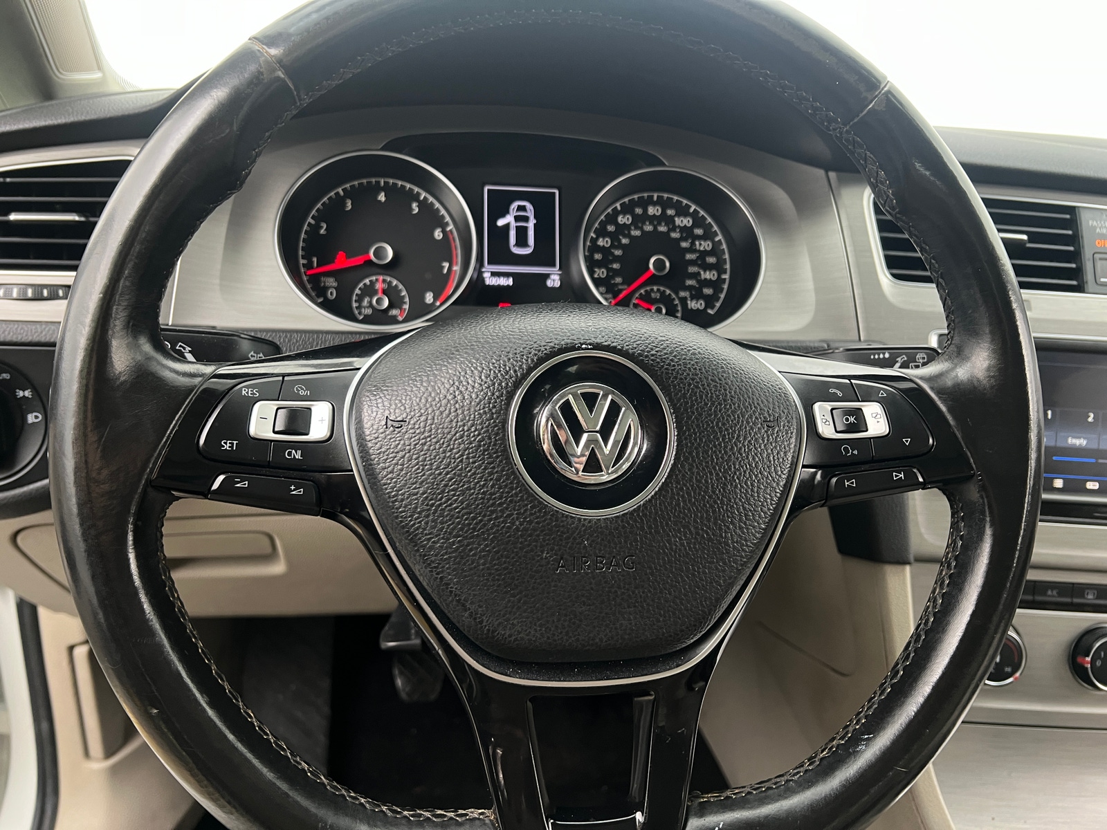 Thumbnail: 2017 Volkswagen Golf - 5