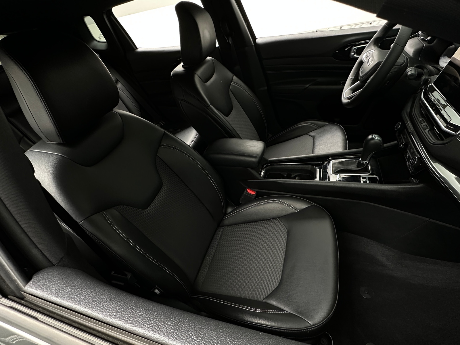 Thumbnail: 2023 Jeep Compass - 2