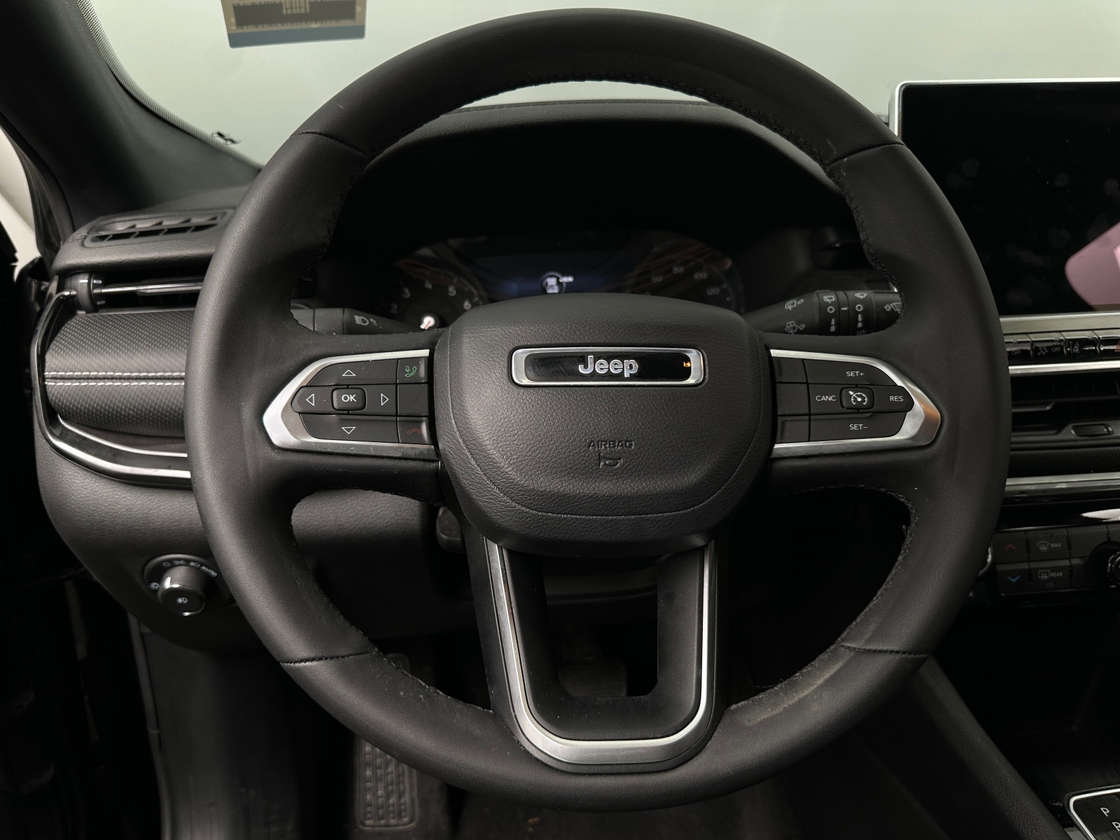 Thumbnail: 2023 Jeep Compass - 5