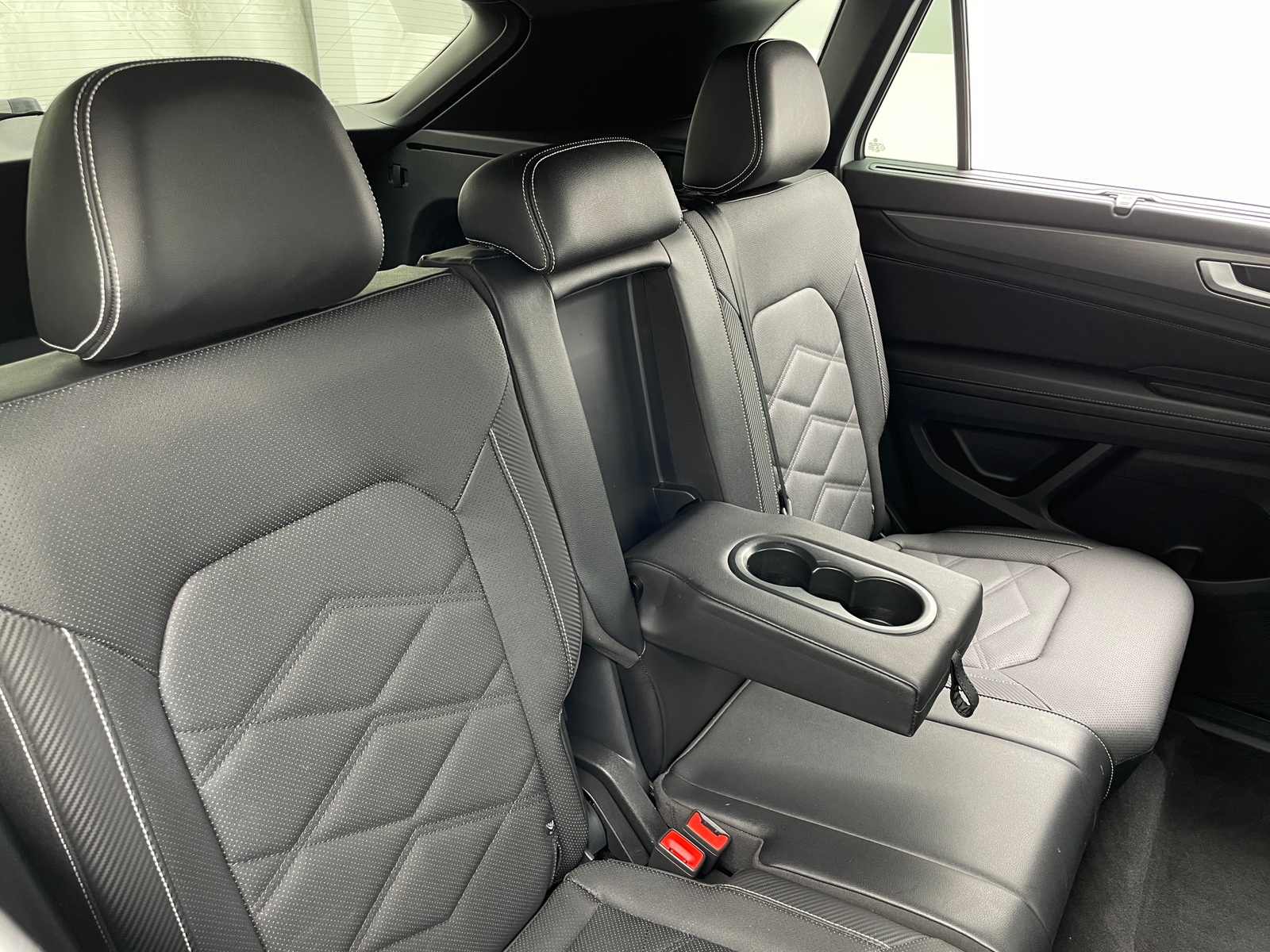 Thumbnail: 2024 Volkswagen Atlas - 5