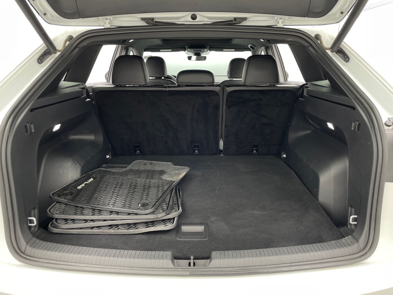 Thumbnail: 2024 Volkswagen Atlas - 6