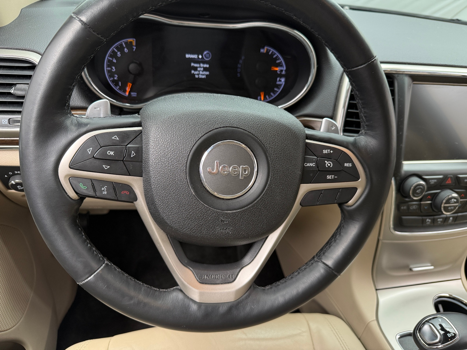 Thumbnail: 2015 Jeep Grand Cherokee - 4