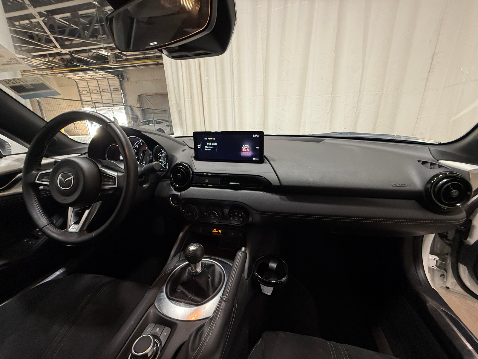 Thumbnail: 2024 Mazda MX-5 Miata - 2