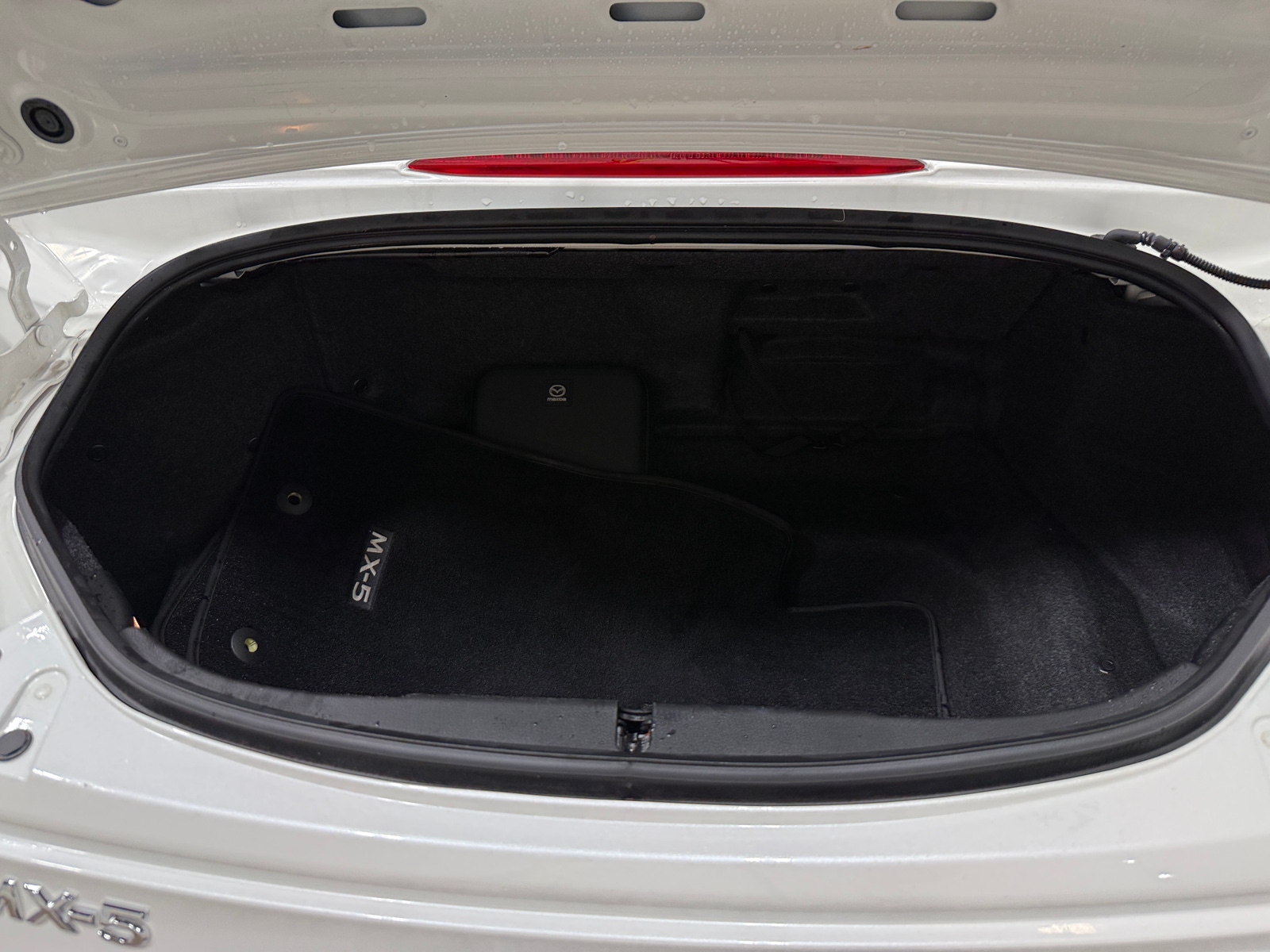 Thumbnail: 2024 Mazda MX-5 Miata - 5