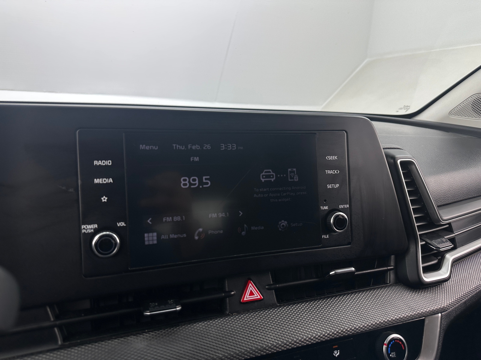 Thumbnail: 2023 Kia Sportage - 4