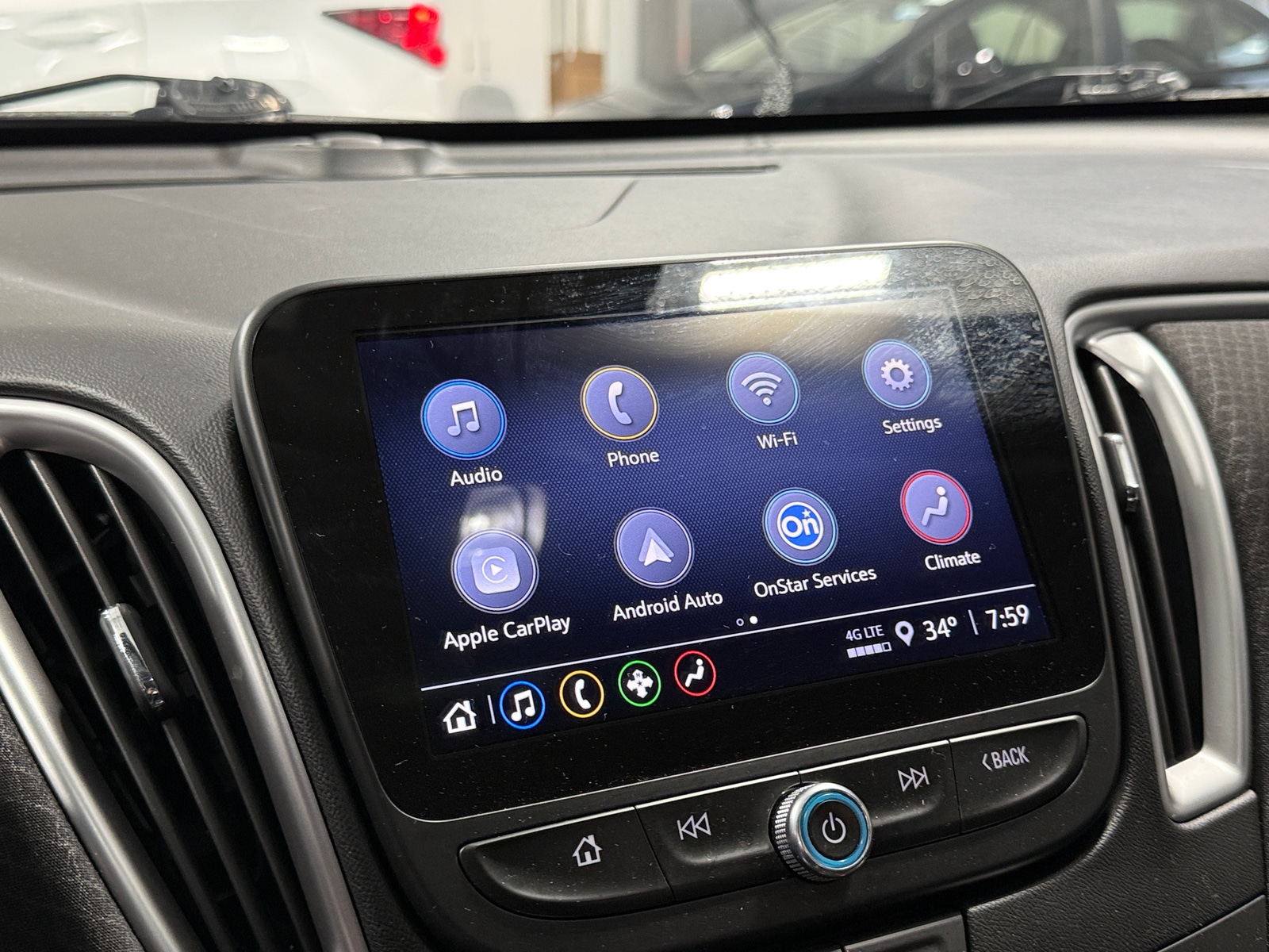 Thumbnail: 2024 Chevrolet Malibu - 4