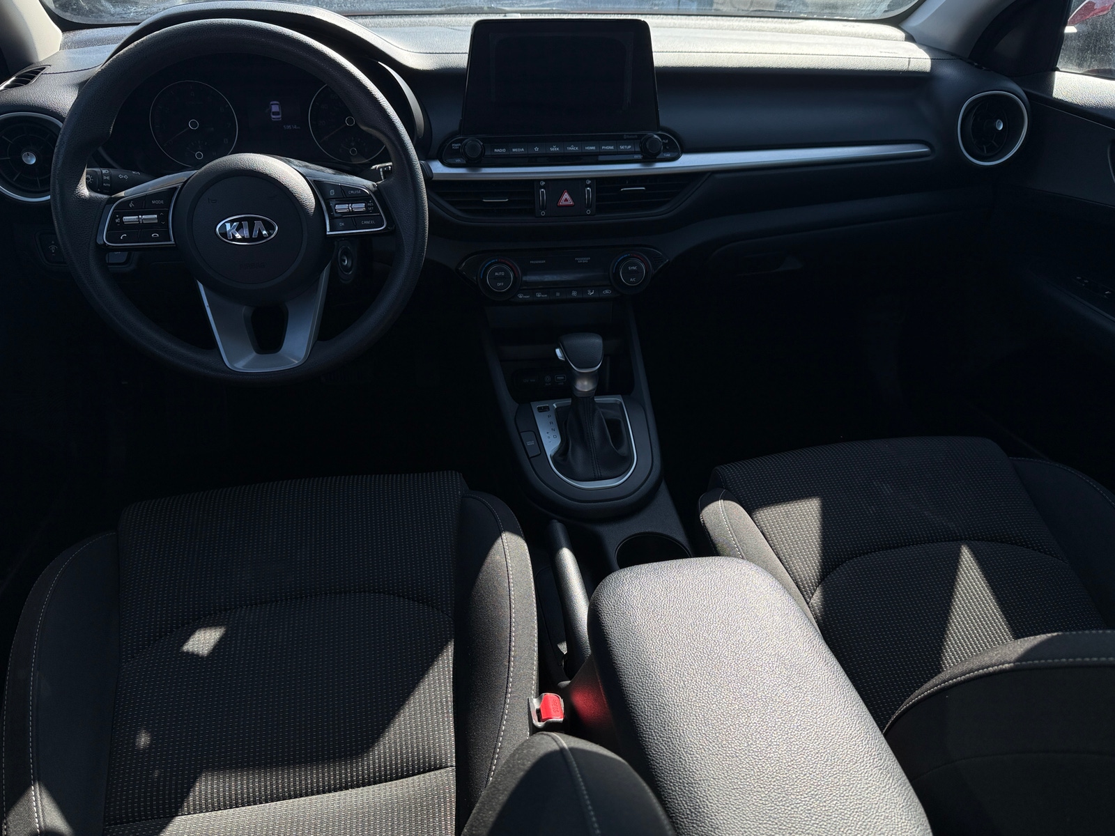 Thumbnail: 2019 Kia Forte - 3