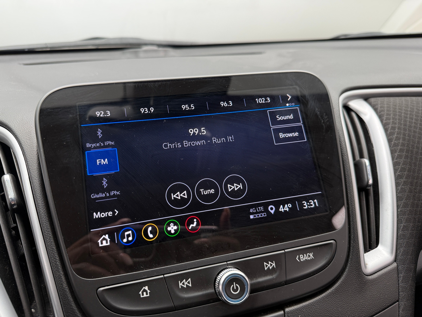 Thumbnail: 2023 Chevrolet Malibu - 4