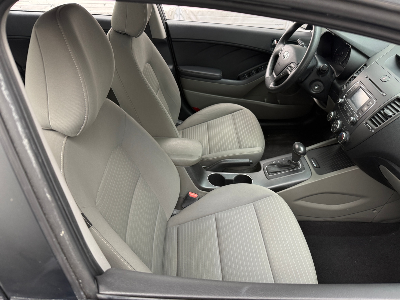 Thumbnail: 2016 Kia Forte - 2