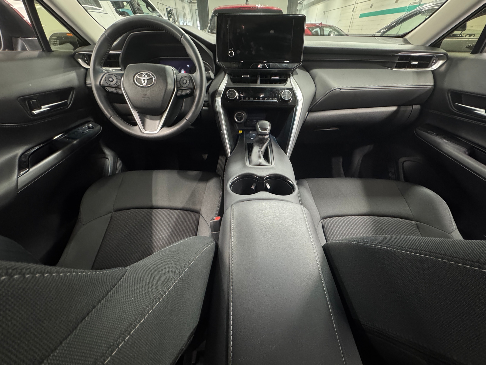 Thumbnail: 2023 Toyota Venza - 3