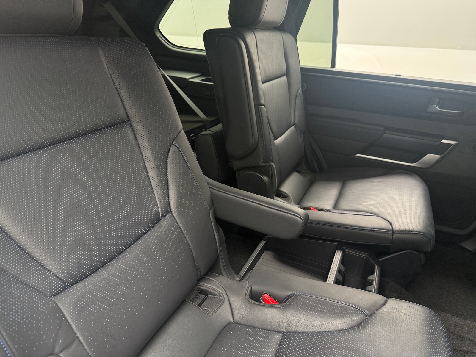 Thumbnail: 2024 Toyota Sequoia - 5